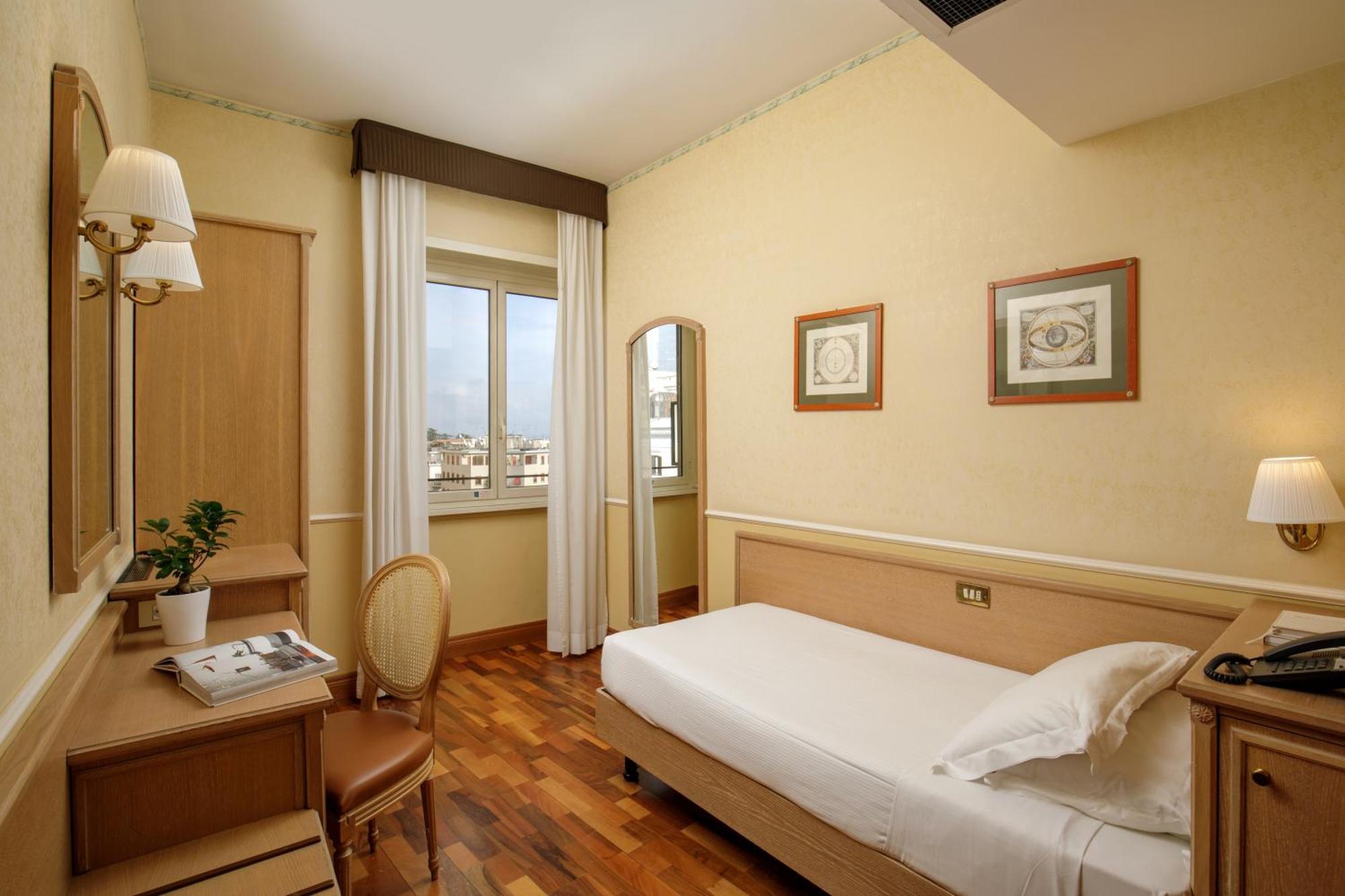 Hotel Santa Costanza By Omnia Hotels Roma Ngoại thất bức ảnh