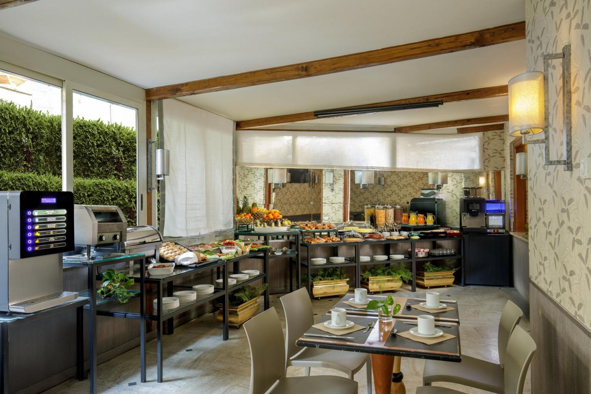 Hotel Santa Costanza By Omnia Hotels Roma Ngoại thất bức ảnh