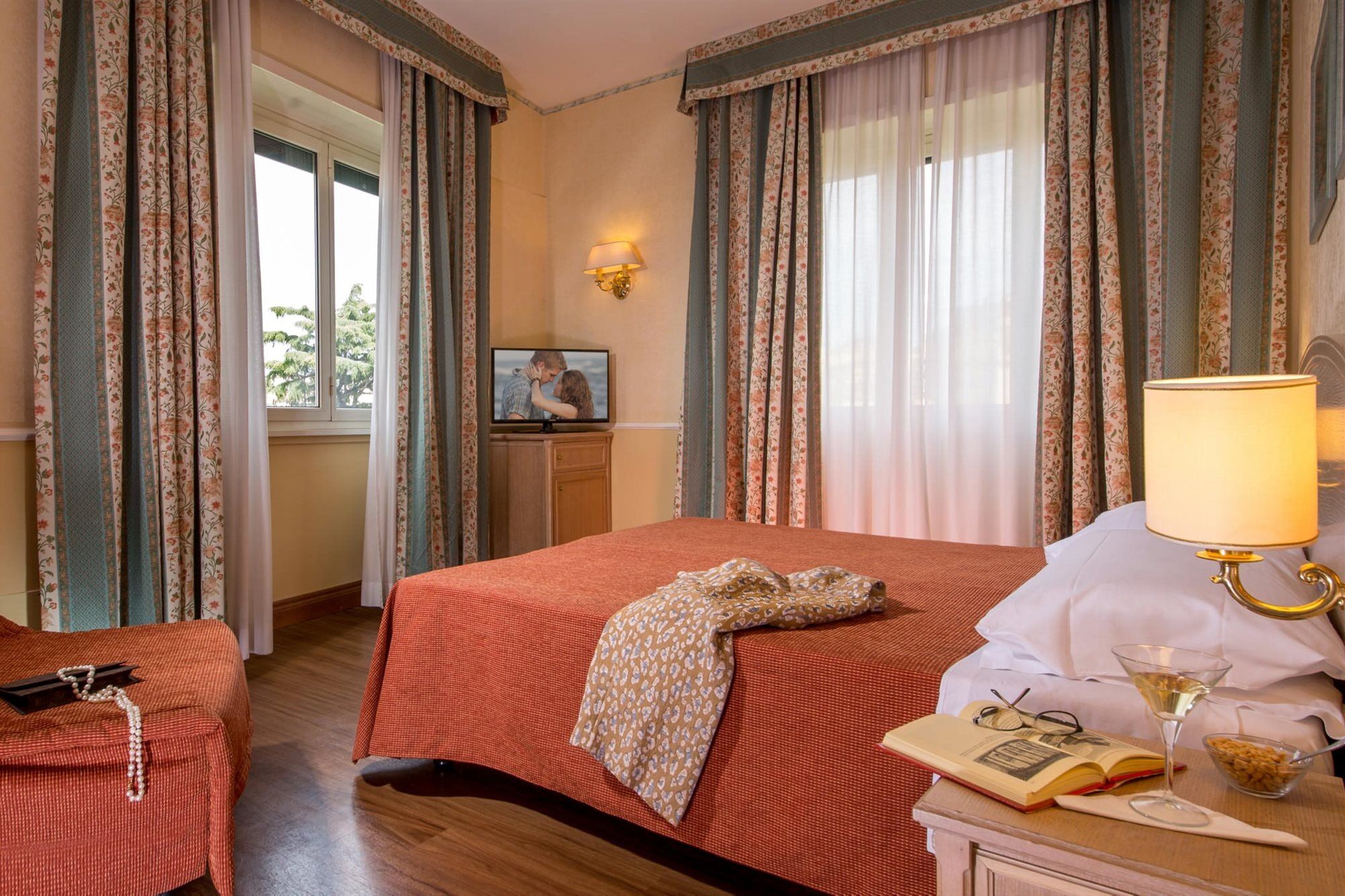 Hotel Santa Costanza By Omnia Hotels Roma Ngoại thất bức ảnh